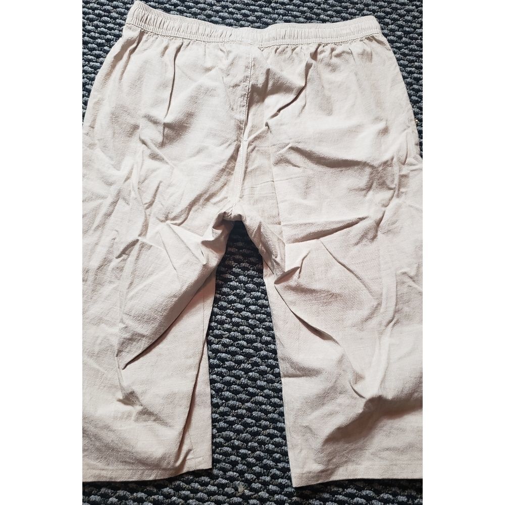 🌼Capri pants - Picture 3 of 3